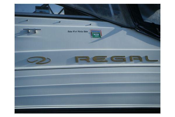 Regal - Commodore 242 Cruiser