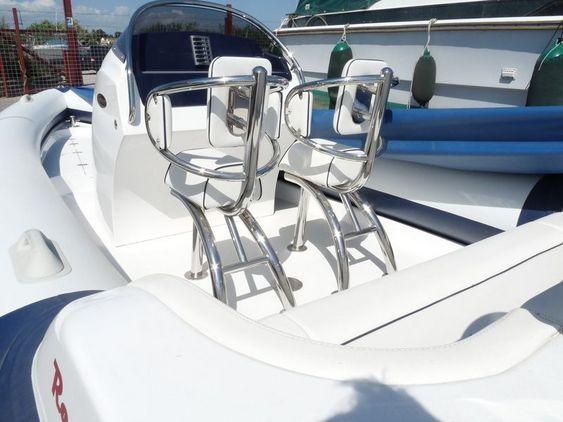 Renegade - 720 RIB