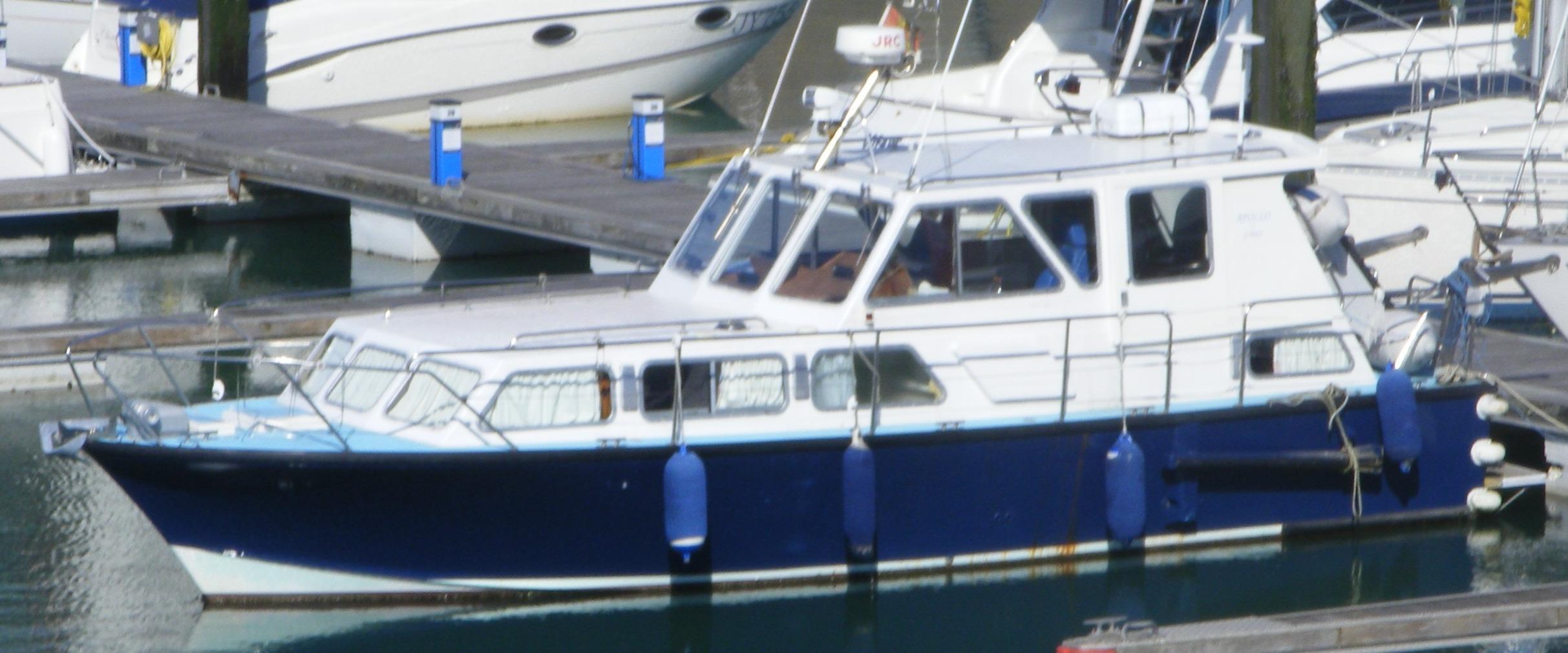 32' Twin Diesel Motor Cruiser, Channel Islands