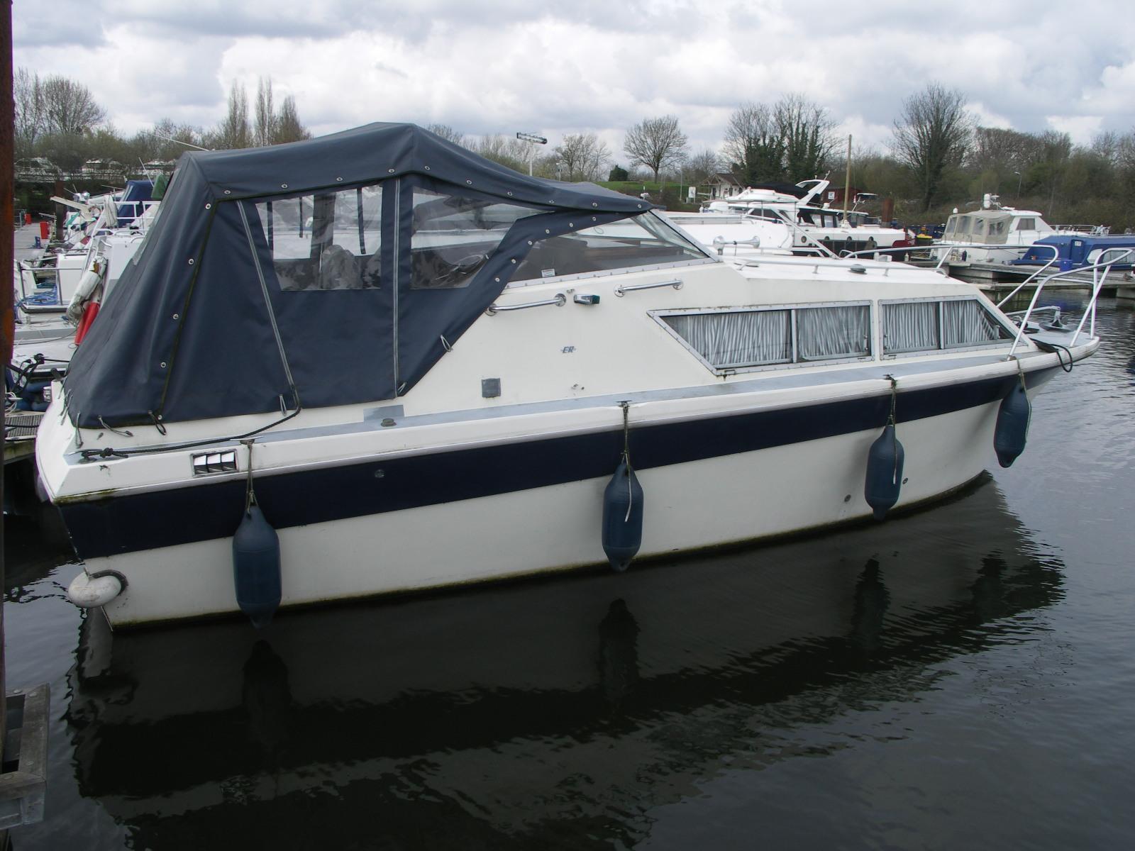 Seamaster 813, Penton Hook, Chertsey, Surrey