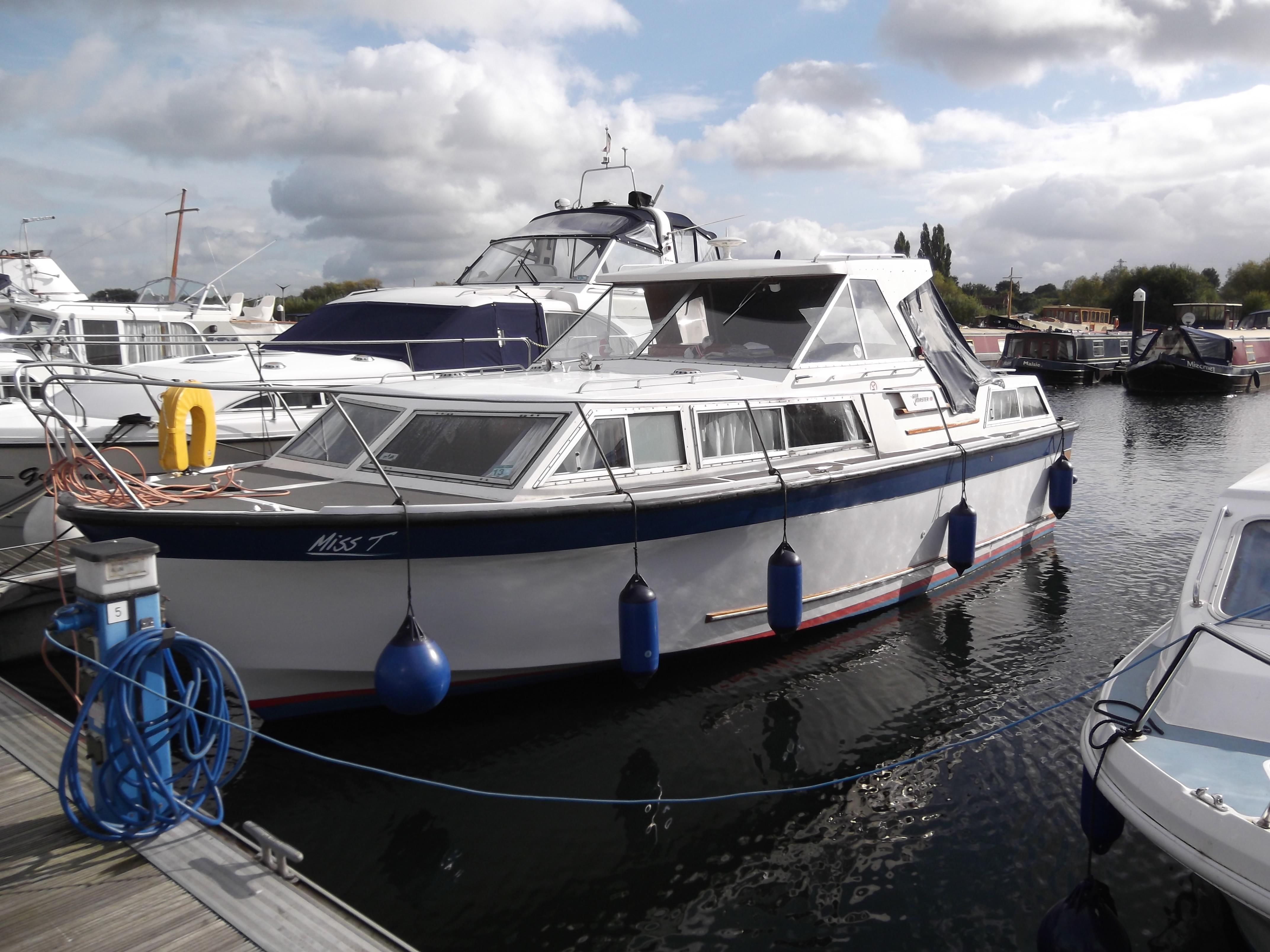 Seamaster 30, Thames & Kennet Marina, Berkshire
