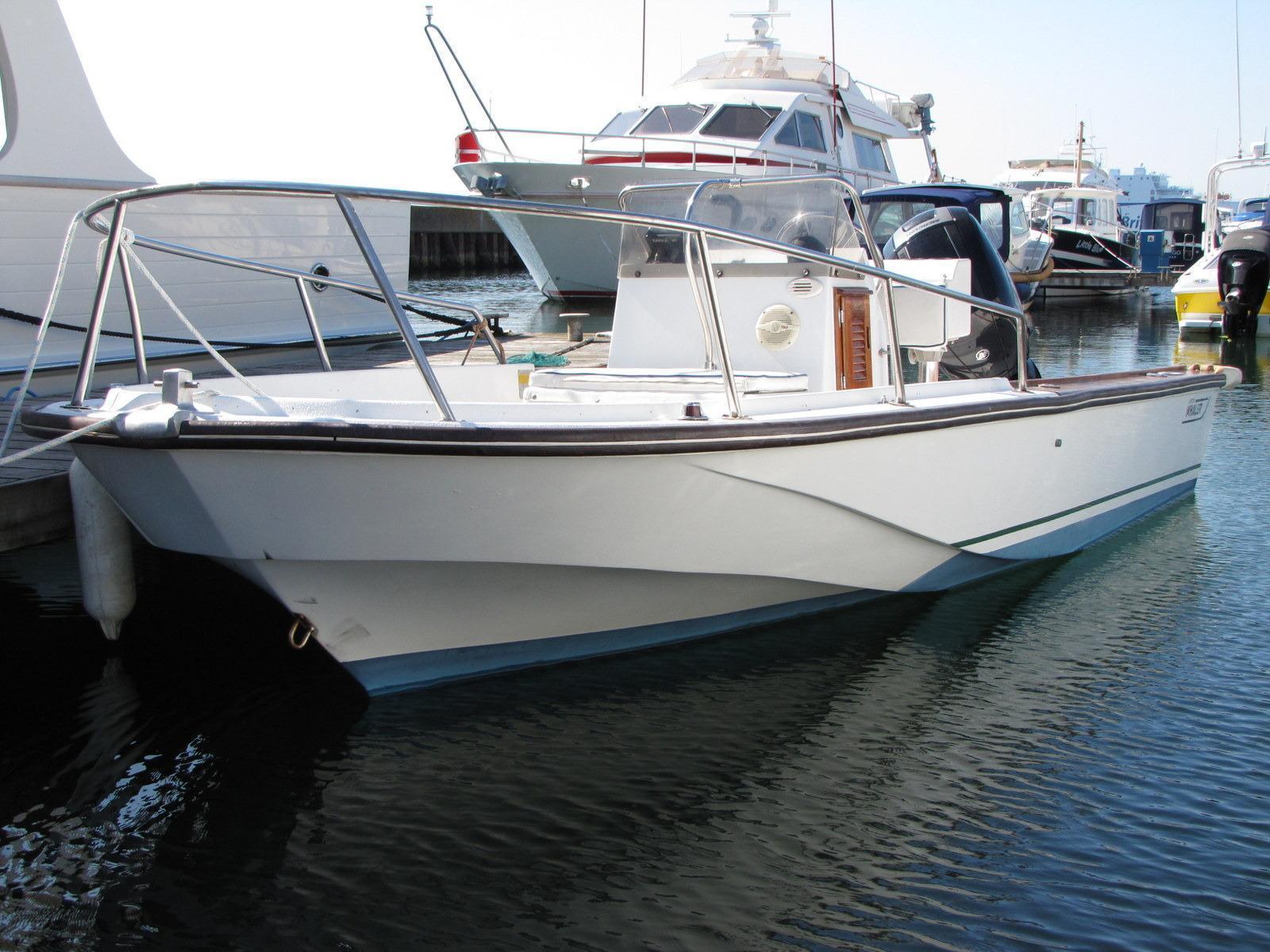 Boston Whaler Outrage 18, Poole, Dorset