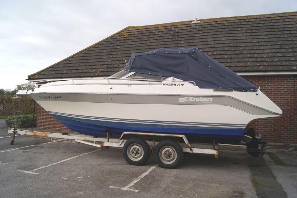 Cruisers Sea Devil 2410, CHICHESTER