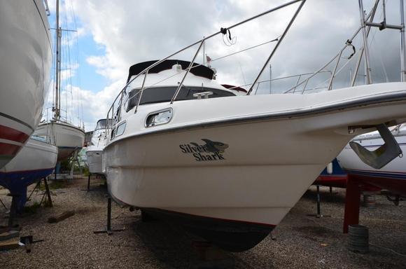 Sealine 310 Statesman, Essex Boatyards Ltd