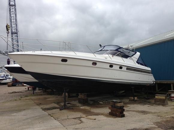 Fairline Targa 41, Essex Boatyards Ltd