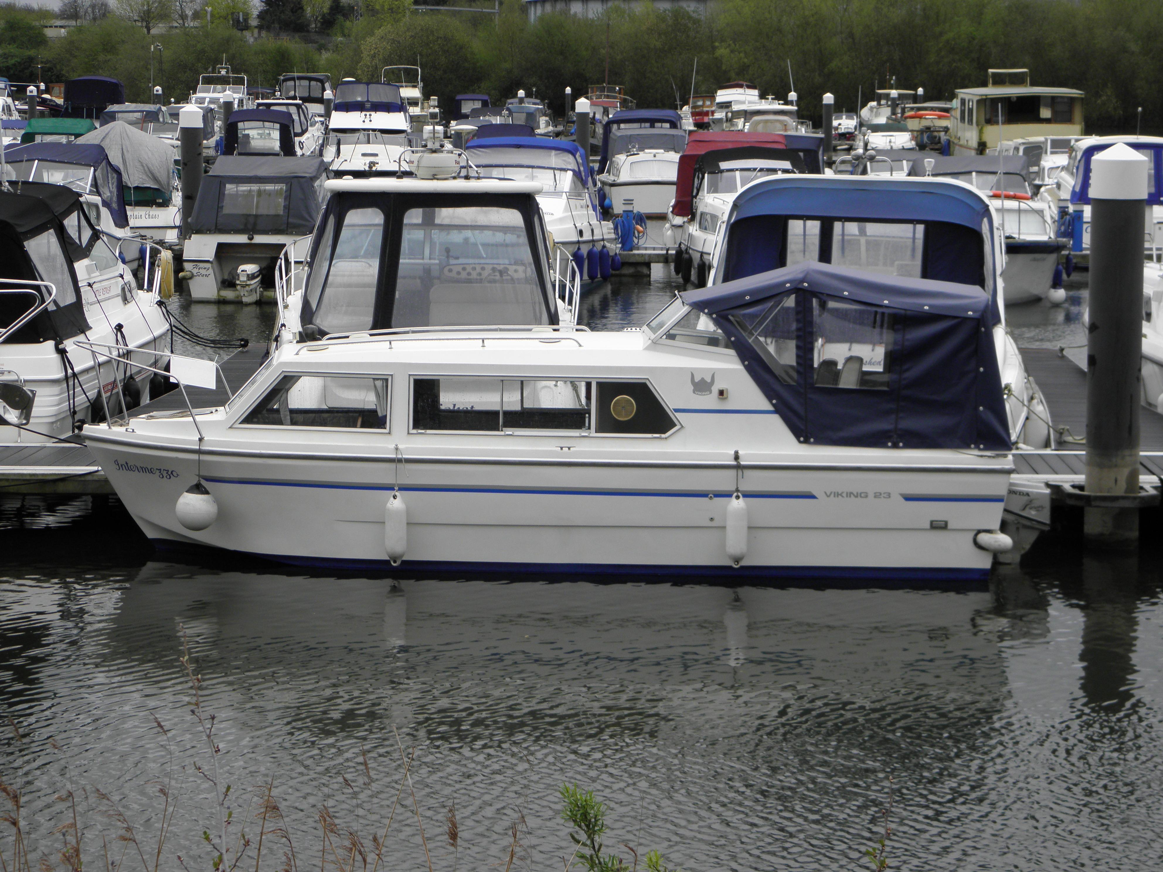 Viking 23, Thames & Kennet Marina , Berkshire