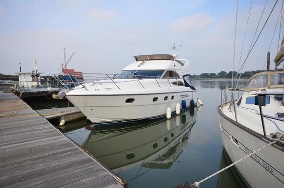 Princess 45, Essex Boatyards Ltd
