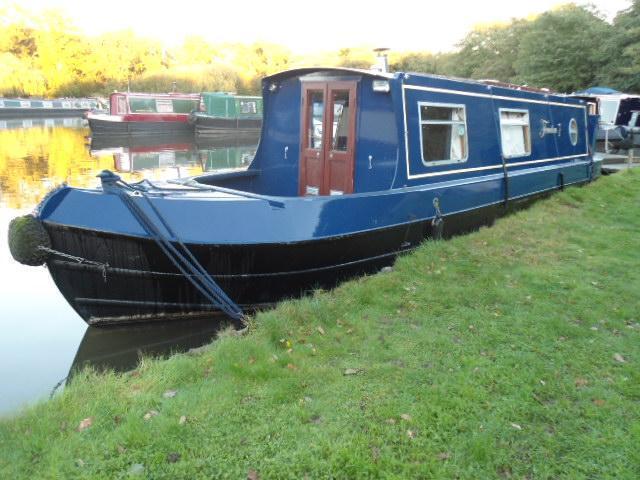 Narrow Boat Hixon Hull fit out PT Boatfitters with Cruiser Stern, Pyrford Marina on River Wey, Surrey