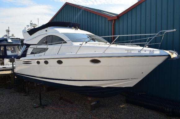 Fairline Phantom 40, Essex Boatyards Ltd