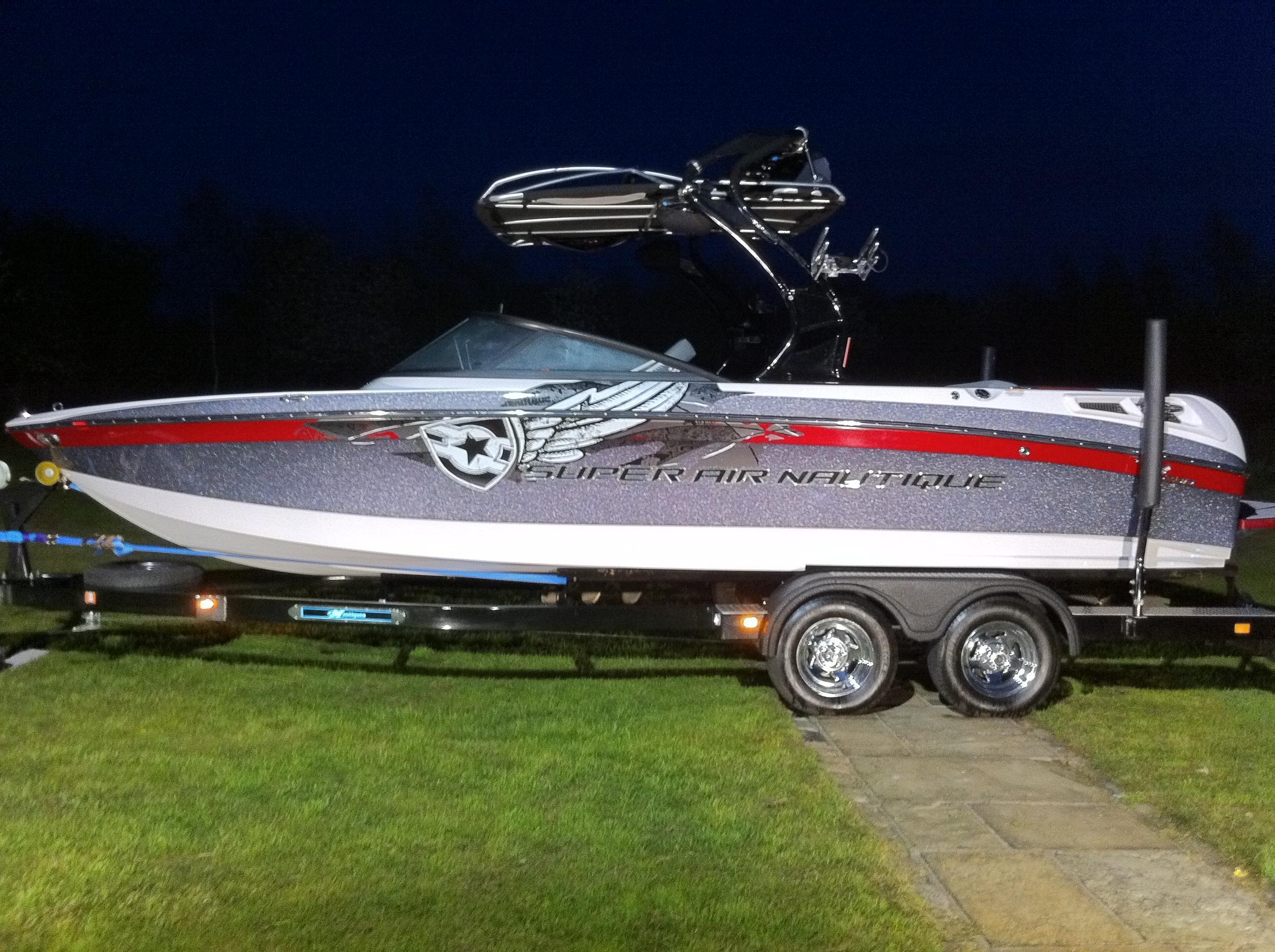 Correct Craft 230