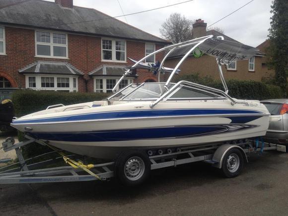 Glastron GT185, Devon