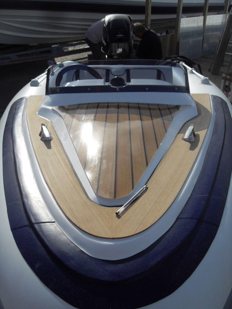 Hydromax 3.4m, Hampshire