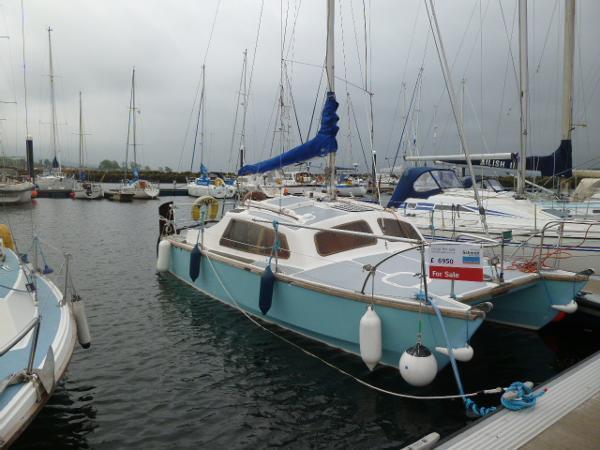 Hirondelle Catamaran Mkiii