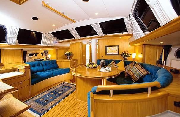 Oyster 53 Deck Saloon
