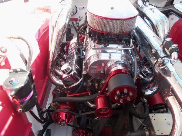 Apache 41 Race Boat