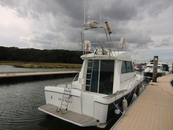 Beneteau Antares Series 9