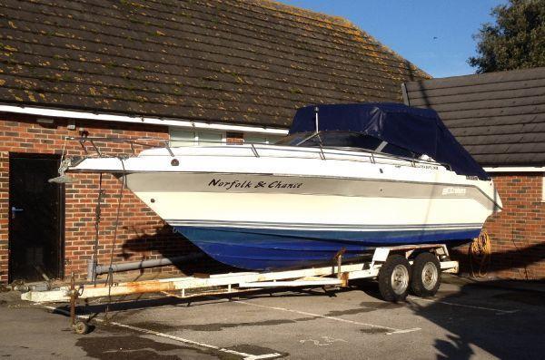 Cruisers Sea Devil 2410