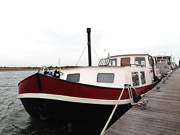 Dutch Barge Aak