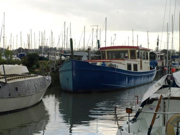 Dutch Barge Luxe Motor Vessel