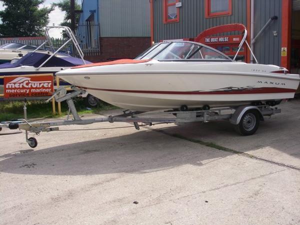 Maxum 1800Mx Sport Boat
