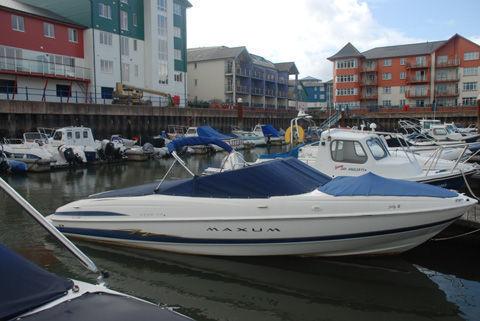 Maxum 2200Sr3