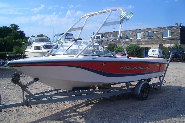Nautique 196