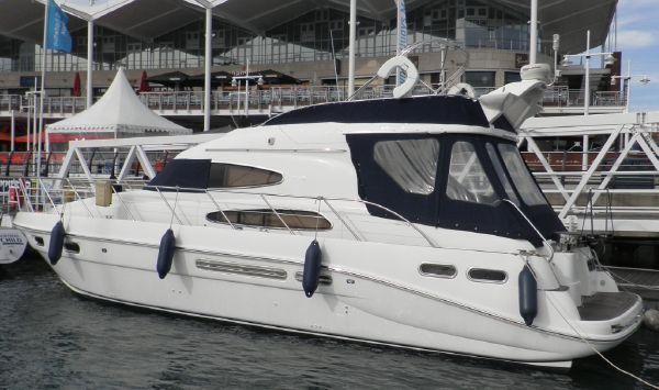 Sealine T46 Motor Yacht